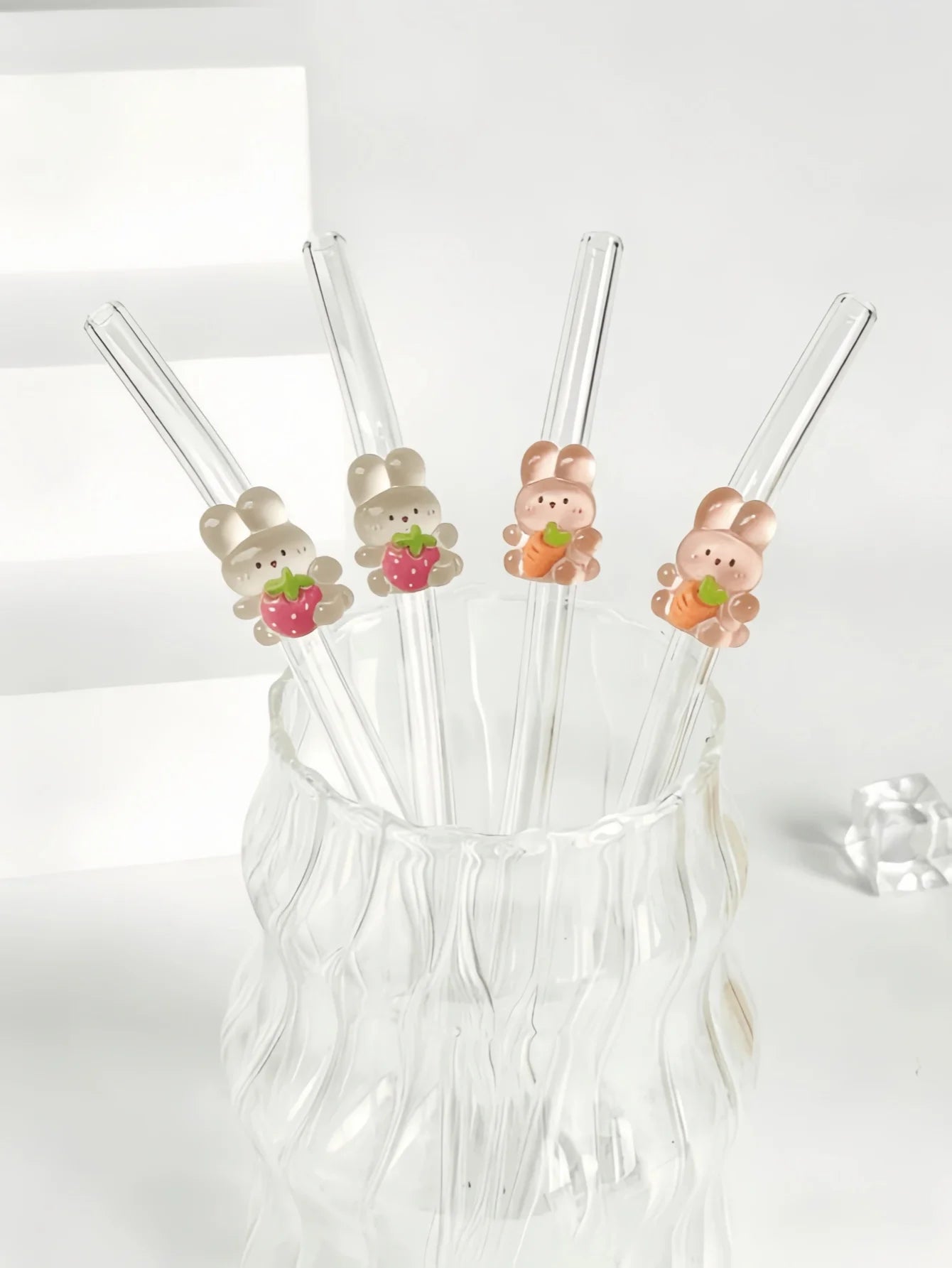 Bunny Strawberry Carrot Glass Straw,Reusable Curved Set for Cocktails, Smoothies, Pool Parties, Weddings, Beach.