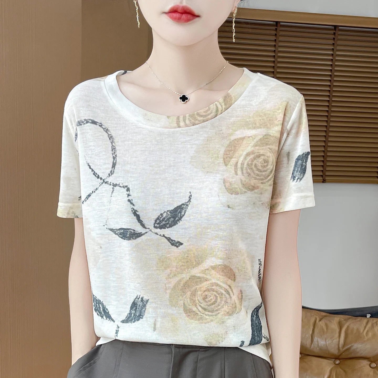 Spring And Summer New Round Neck Knitted Short Sleeve T-shirt Women's Printed Loose Bottoming Top