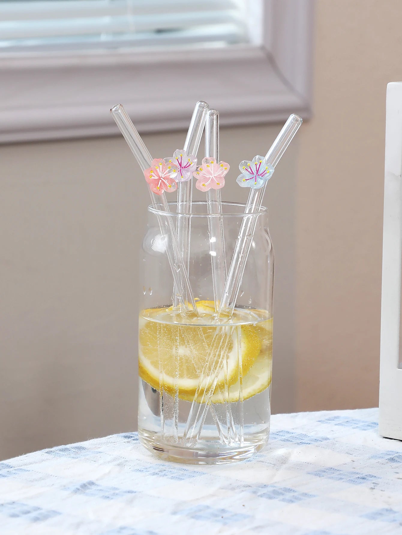 1/2PCS Flower Decorated Glass Straws, Perfect for Juice, Milk Tea, Drinks, School Supplies, Back-To-School Gifts